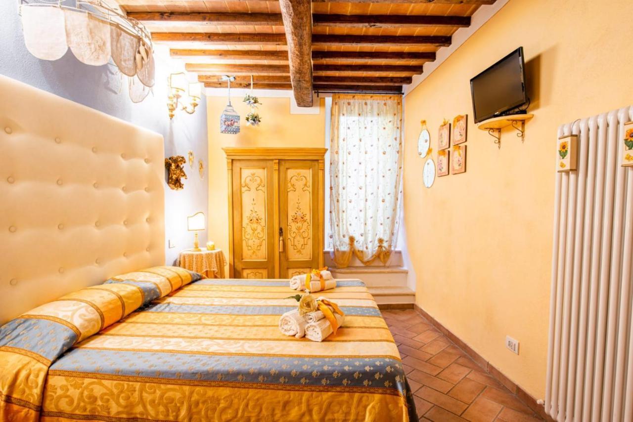 B&B Il Sogno Del Musicista Монтальчино Экстерьер фото